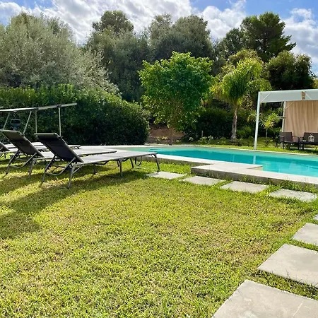Strelitzia's House With Heated Pool From December 2024, Private Garden And Private Parking & Wi-fi