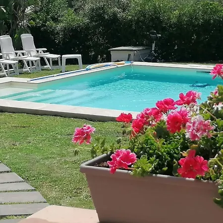 Holiday home Strelitzia's House With Heated Pool From December 2024, Private Garden And Private Parking & Wi-fi
