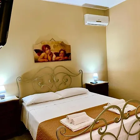 Strelitzia's House With Heated Pool From December 2024, Private Garden And Private Parking & Wi-fi Holiday home Avola