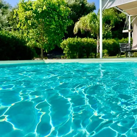 Holiday home Strelitzia's House With Heated Pool From December 2024, Private Garden And Private Parking & Wi-fi