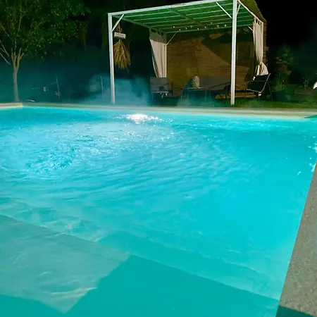Strelitzia's House With Heated Pool From December 2024, Private Garden And Private Parking & Wi-fi Holiday home Avola